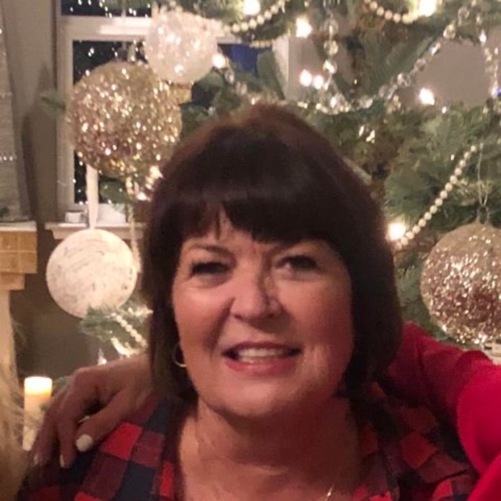 Meet your Posher, Laurie